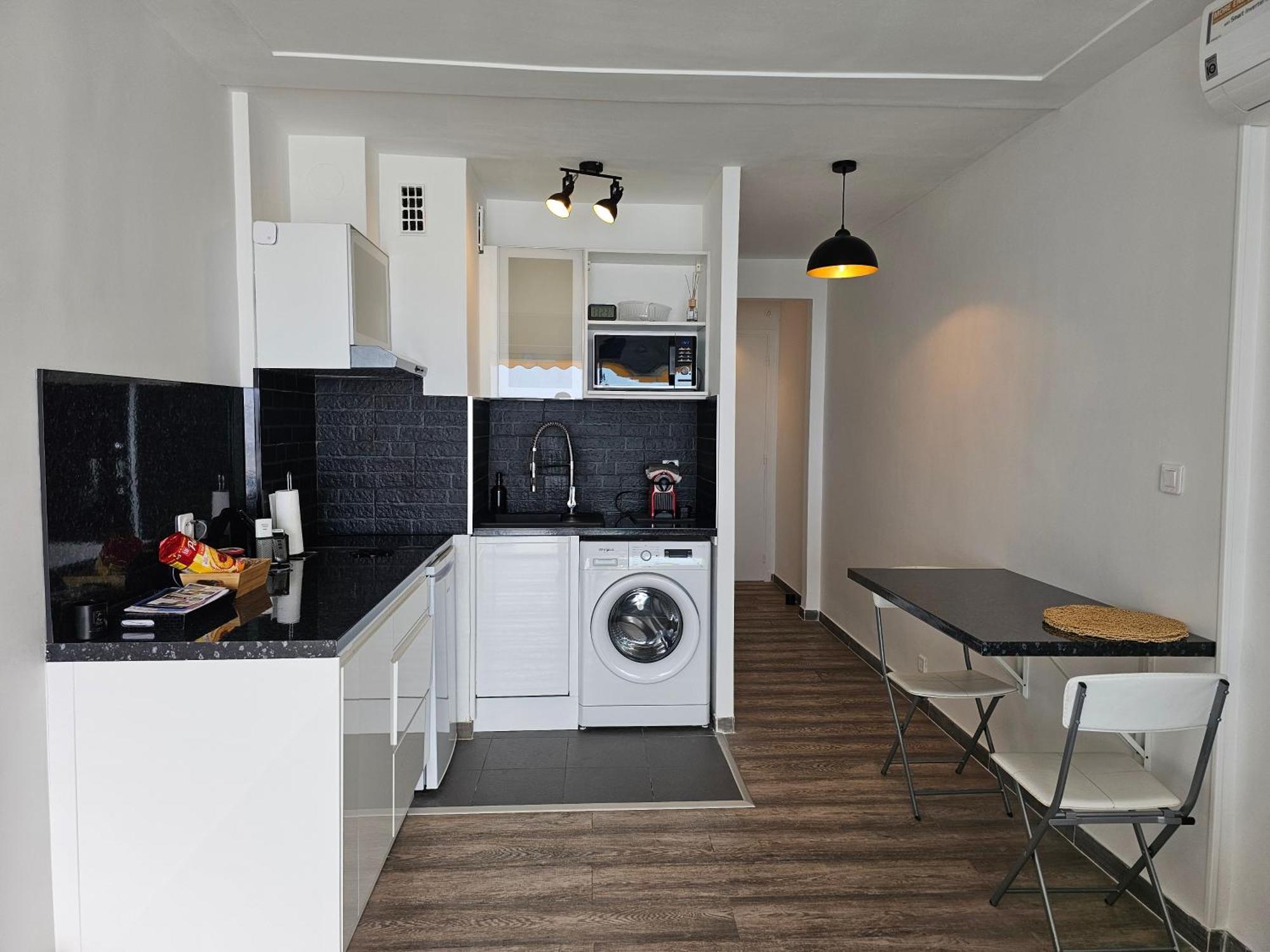 Apartmán Le Soleil Juan-les-Pins Exteriér fotografie